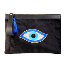 Load image into Gallery viewer, Eye of Ra Clutch
